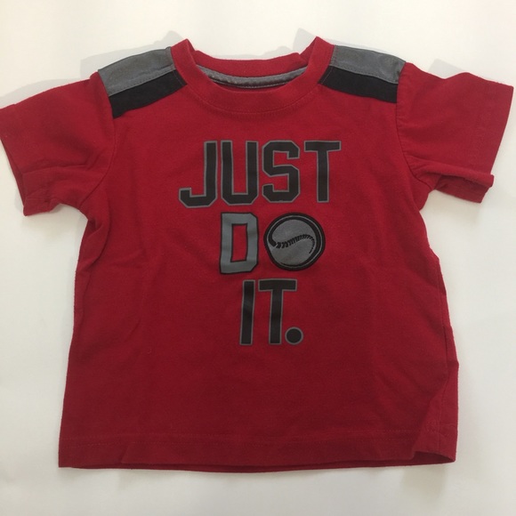 Nike toddler boy tee shirt